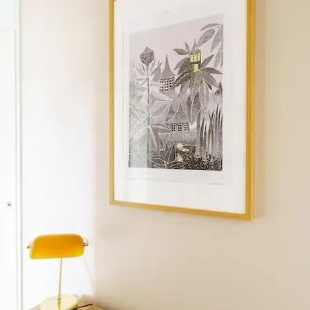 Nordic Nook, Great Location, Free Parking & Wi-fi Apartment *