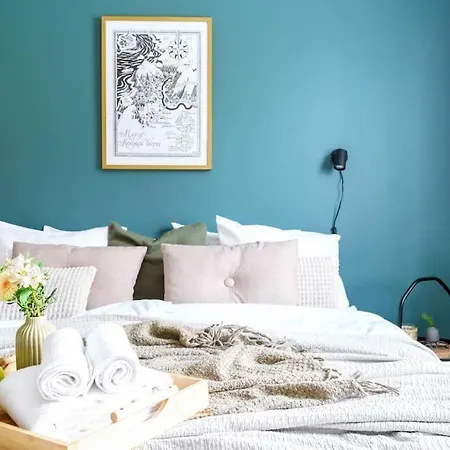 Apartment Nordic Nook, Great Location, Free Parking & Wi-fi